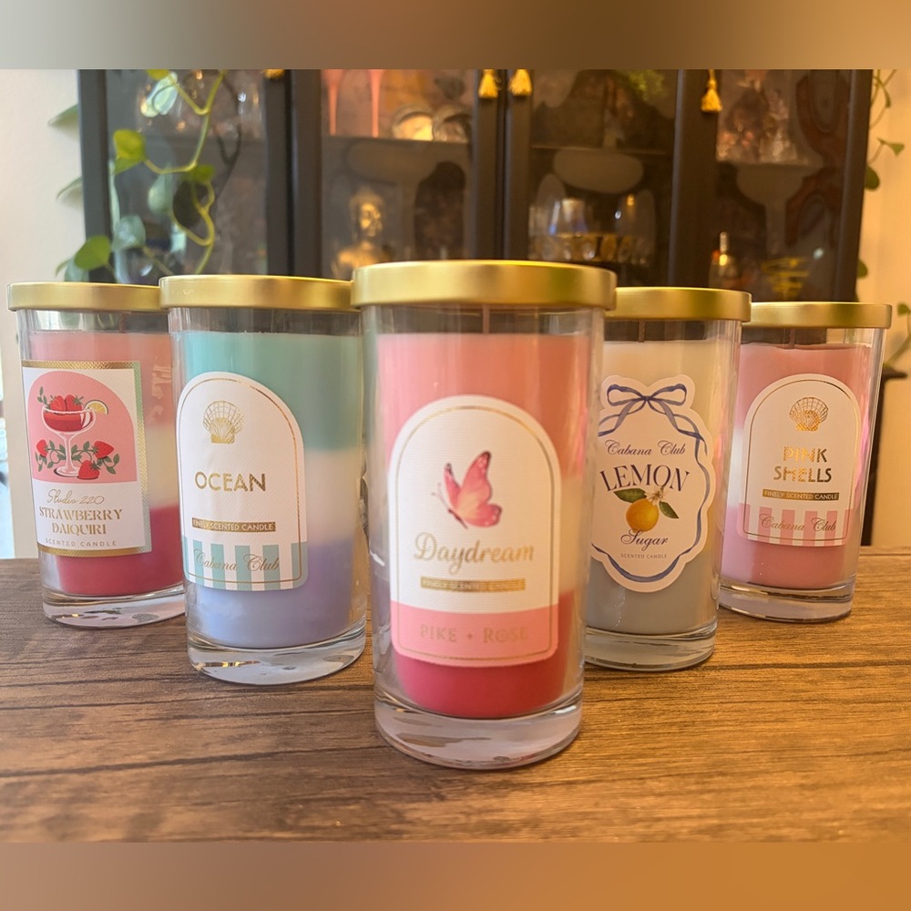 Pick one!! Scented Candles with Gold Lids✨12 oz